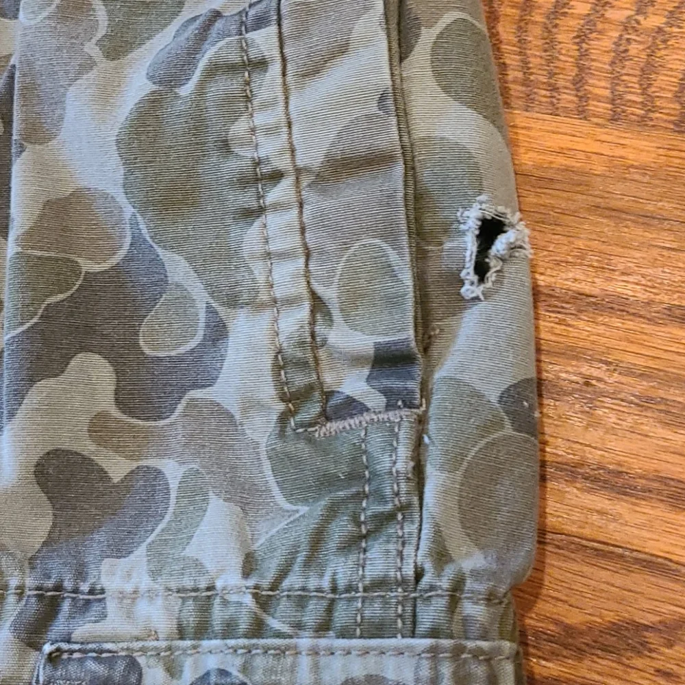 Gap Kids cameo cargo shorts